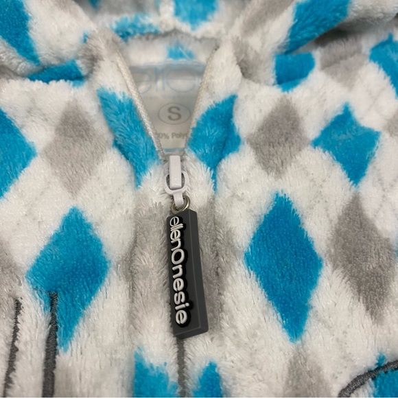 The Ellen DeGeneres Show Adult Onesie - Size S - Picture 4 of 6